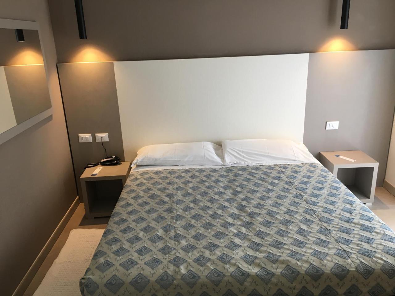 Hotel Rudy Червія Екстер'єр фото